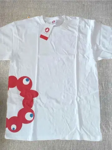 미야쿠미야쿠 화이트 t셔츠 XL