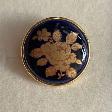 Limoges 브로치