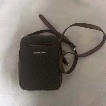 MICHAEL KORS 숄더백 브라운