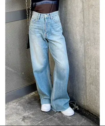 EVRIS 심플 와이드 데님 팬츠 (라이트 블루 M)