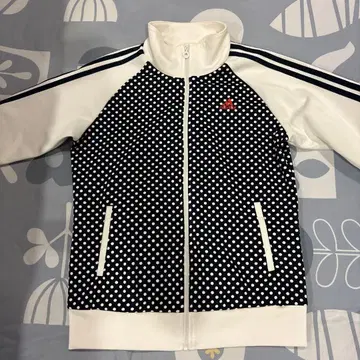 베이비 픽션 치사토 adidas 도트 무늬 저지