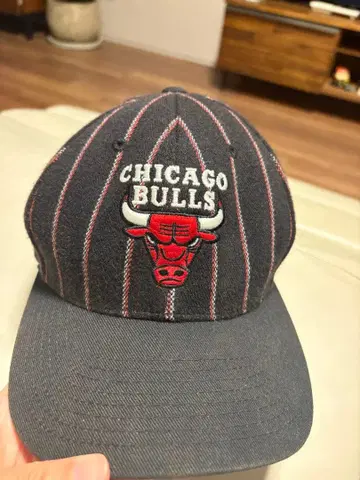 레어템 NBA 시카고 불스 스트라이프 캡