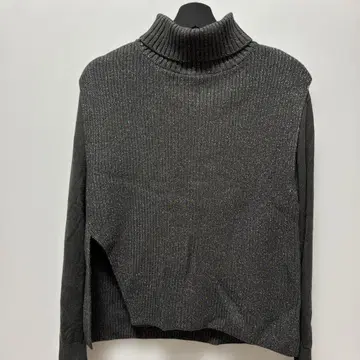 다크 그레이 터틀넥 니트 유나이티드 애로우즈
