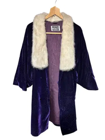 부도 벨벳 보라색 퍼 옷깃 겉옷