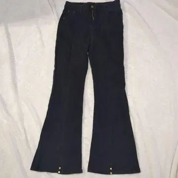 다크 블루 플레어 팬츠 버튼 포함