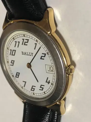 BALLY 아날로그 손목시계 화이트/블랙