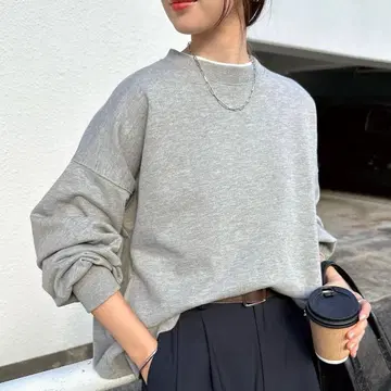 맨투맨 볼륨 소매 상의 andme