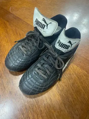 PUMA 축구화 블랙