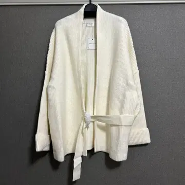 미사용 Million Carats 아이보리 리본 가디건