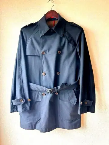 폴 스미스 숏 트렌치코트 M 사이즈 블랙