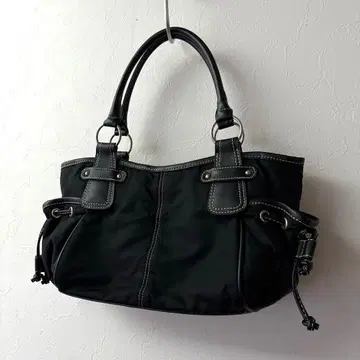 [ 새상품급 ] y2k 00s archive 나일론 핸드백 블랙