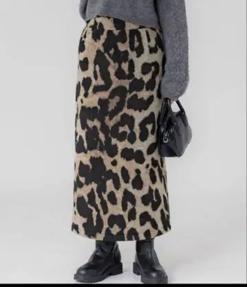 레오파드 무늬 기모 타이트 롱 스커트 coca