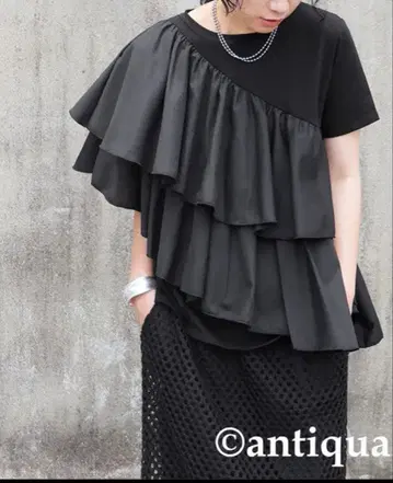 컨디션 최상 antiqua 안티카 프릴T셔츠 완판템