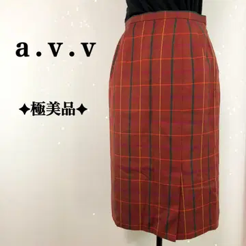 컨디션 최상 레트로 감성 디자인 a.v.v 스커트 체크 무늬 슬릿