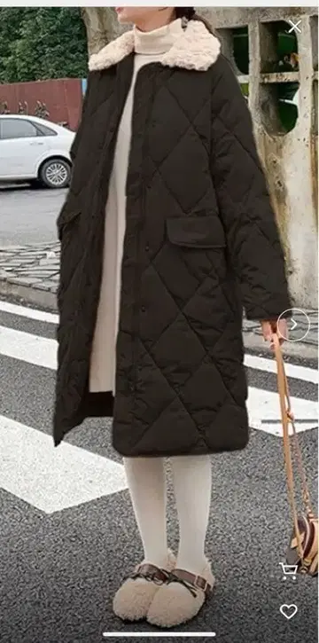 인조 모피 카라 퀼팅 롱 코트