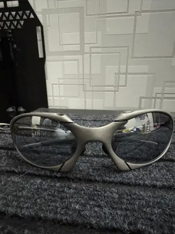 오버홀 완료. X-metal Oakley romeo 로메오