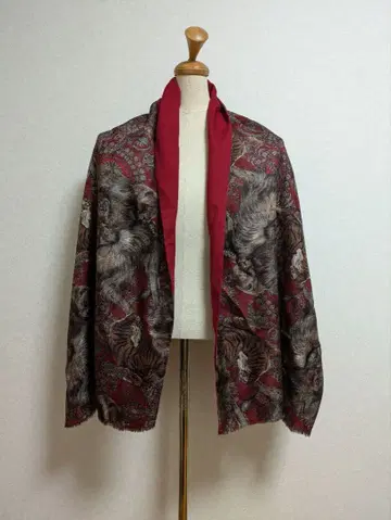 잔프랑코 페레 호랑이와 사자 패턴 머플러 FERRE