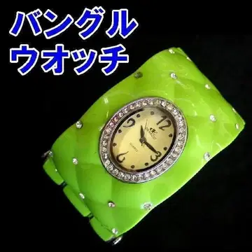 한정 수량 선착순! 남국 후르츠!? 폭 4cm 초와이드 그린 뱅글 워치