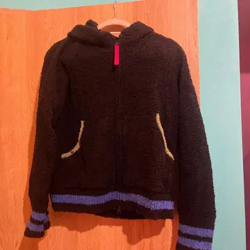 알베로베로 후드티