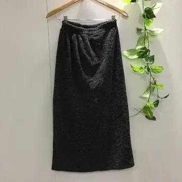 스커트 무지 롱 기장 안감 부착 모코모코 타월 소재 블랙 허리밴딩