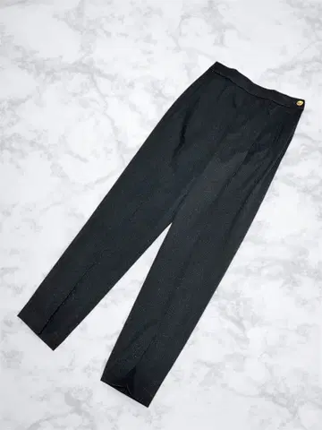 새상품급 LEONARD 라메 믹스 블랙 테이퍼드 팬츠 67 센터 심