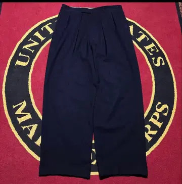 네이비 플리츠 슬랙스 50s 와이드 스트레이트 가격 인하 협상 가능