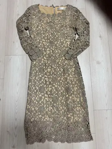 ERUKEI 엘르 케미컬 레이스 긴팔 골드 사이즈 2 S 사이즈