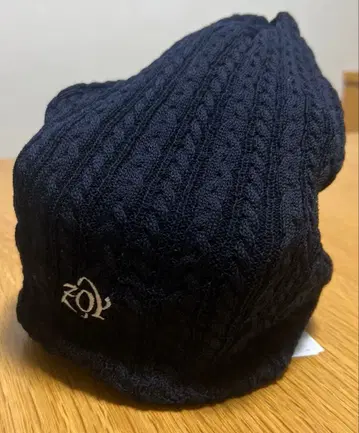 ZOY 니트 캡 비니 와치 케이블 짜임 스크류형 로고 자수 골프