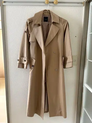 어반리서치 로쏘 베이지 롱 트렌치코트