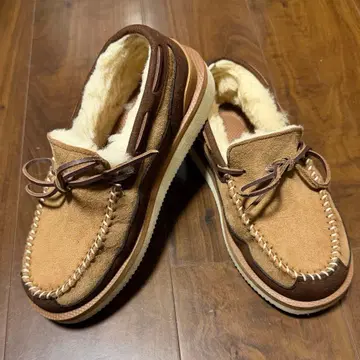 SUICOKE 무스탕 모카신 브라운 스이코크