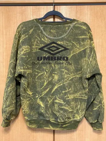 UMBRO 축구 트레이닝복 M 사이즈 올리브 그린 짧은 기장