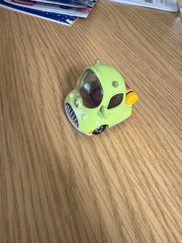 미니카 옐로우 그린 Mike