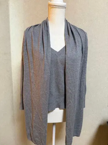 택 포함 새상품 IBLUES 그레이 스웨터