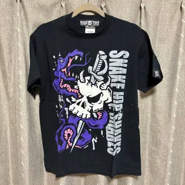 y111002 MAD TOYZ T셔츠 블랙 락 백프린트 M