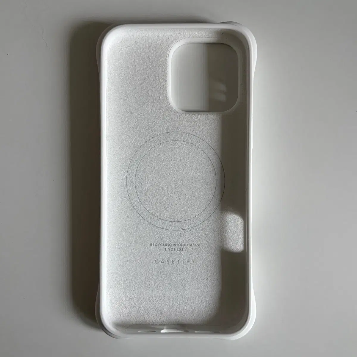 아이폰16프로맥스 케이스티파이 리플케이스 화이트