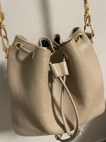 PAGOT 베이지 가죽 숄더백