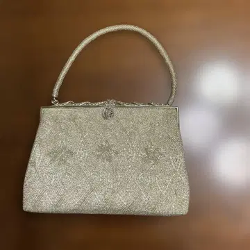 파티 백 실버 라메 비즈 세공