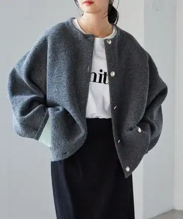 새상품 L 골드 버튼 배색 니트 자켓 가디건