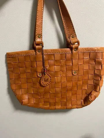 로비타 토트백 브라운