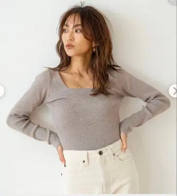 새상품급 리브 니트탑 searoomlynn