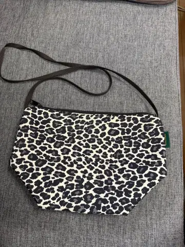 에르베샤 펠리에 빅 포켓 그린 라벨 별주