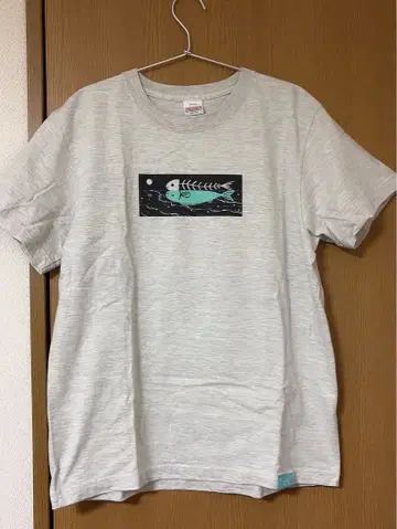 맛있어지는 멜론빵 뼈뼈 물고기 티셔츠