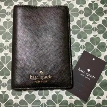새상품 kate spade NEWYORK 여권 케이스 블랙