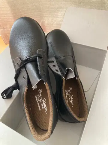 새상품 미사용 [ 안전화 Simon FD-11 ] 26.0