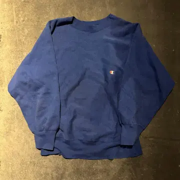 Champion 리버스 위브 80s 블루 챔피언 로고 뒤틀림