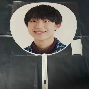 나가오카 레오 부채