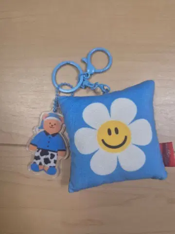 wiggle wiggle CUSHION Keyring 쿠션 키링