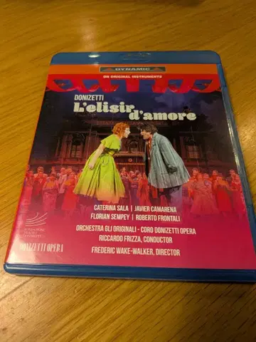 [ 일본어 자막 포함 ] 도니제티: 사랑의 묘약 블루레이