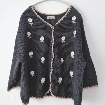[ 새상품급 ] 사만사 모스모스 크로셰 꽃 자수 가디건 프리 내추럴