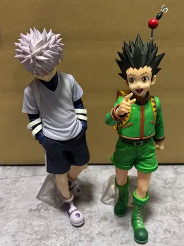 키루아, 곤 피규어 세트